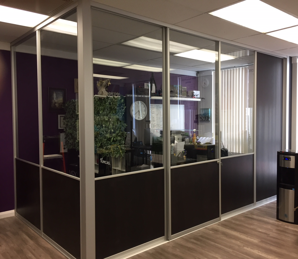 corner-glass-office-divider